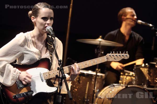 ANNA CALVI - 2011-01-17 - PARIS - Radio France (Studio 105) - 